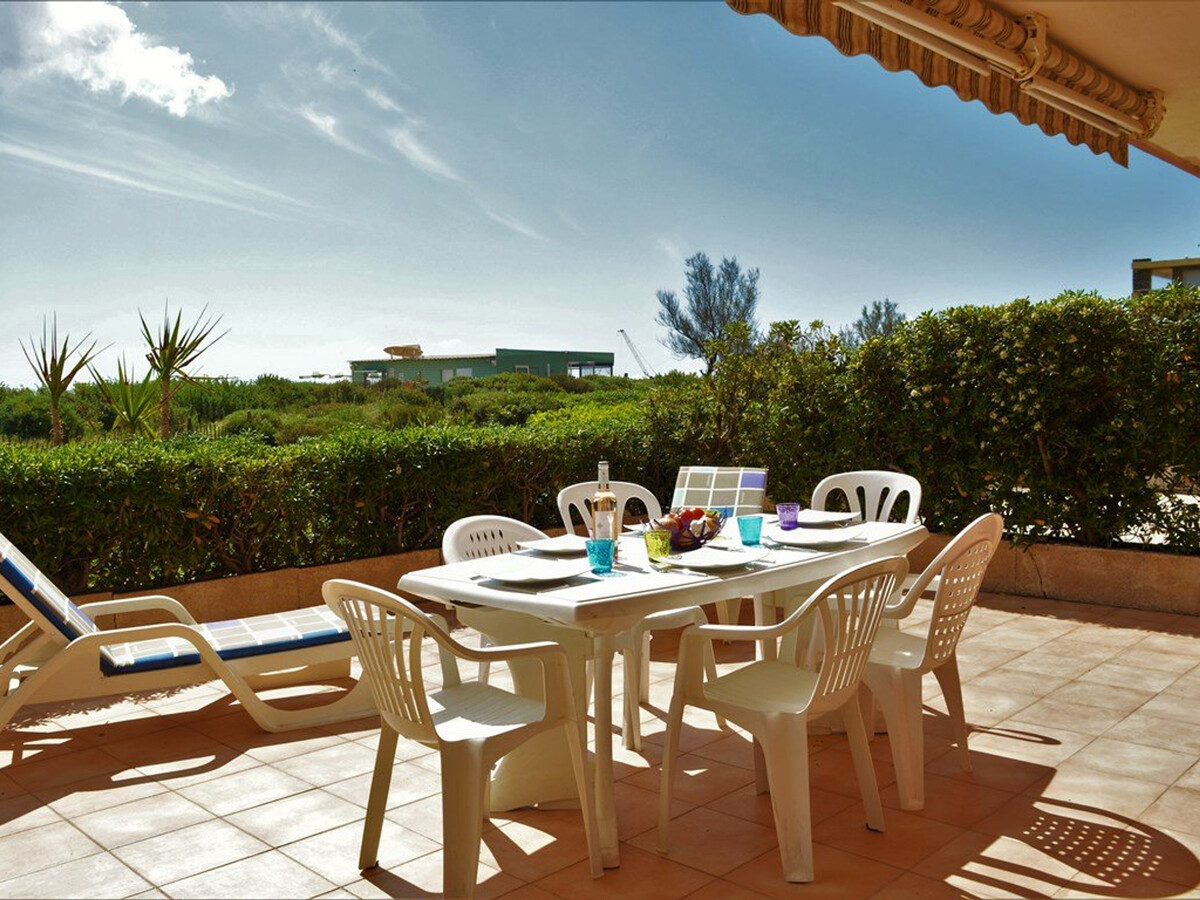 Appartement front de mer, 2 chambres, terrasse, parking - Photo 2