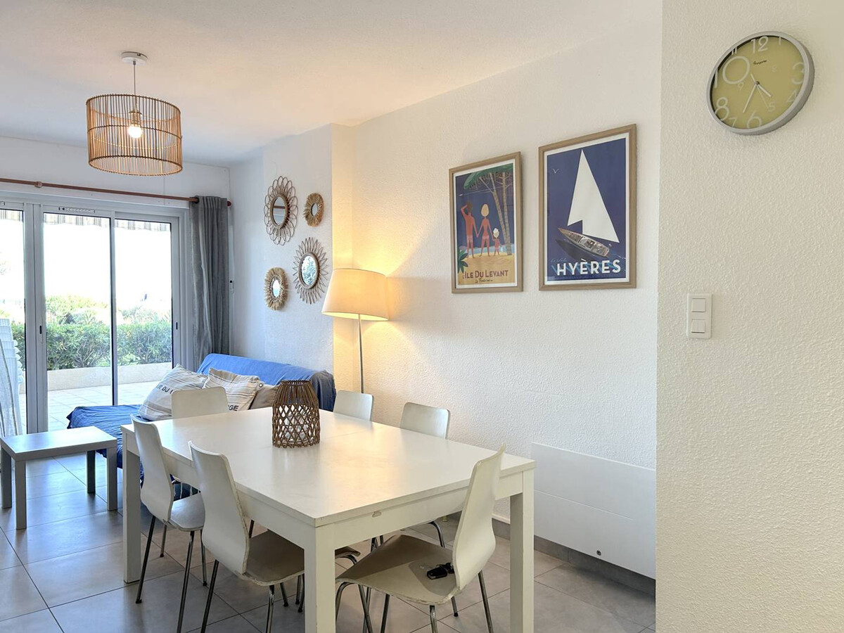 Appartement front de mer, 2 chambres, terrasse, parking - Photo 4