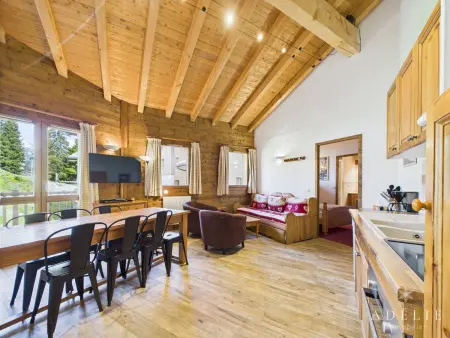 Location appartement à Montvalezan La Rosière, Appartement 4 Pièces au Centre de la Station, Proche Remontées Mécaniques, Parking et Balcon Est