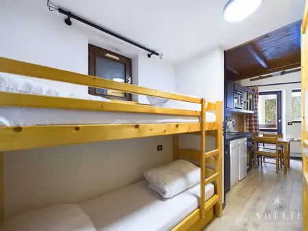 Studio mezzanine 4-5 pers à 100 m des pistes, Montvalezan : photo 7
