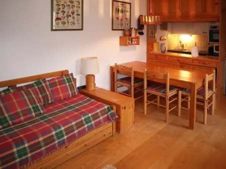 Appartement 2P aux Orres, balcon vue vallée et pistes : photo 2