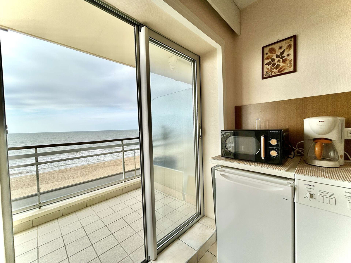 Appartement 2 pièces terrasse face mer à La Baule - Photo 6
