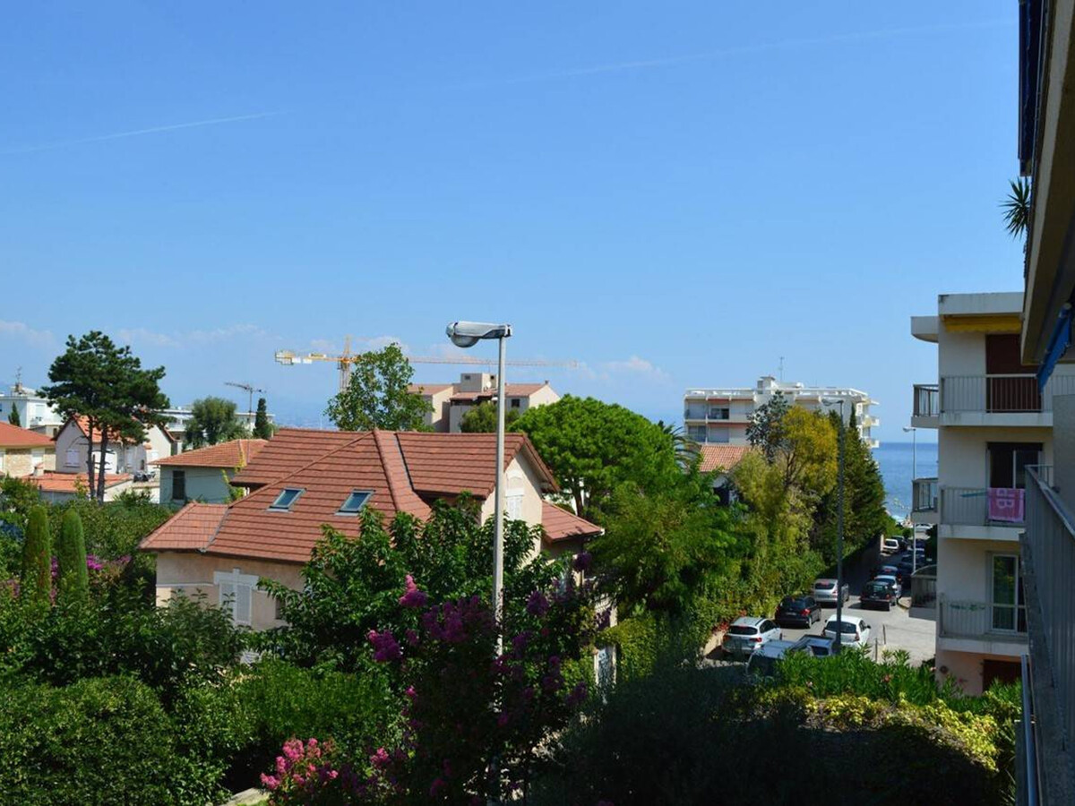 T2 Antibes avec balcon vue mer, près plage Salis - Photo 21