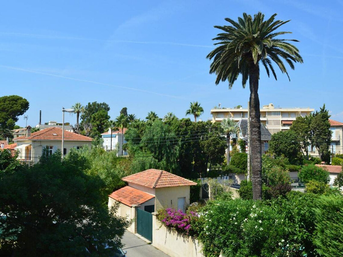 T2 Antibes avec balcon vue mer, près plage Salis - Photo 22