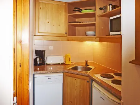 Appartement cosy 6 pers avec piscine, sauna et accès direct aux pistes - Les Orres 1800 : photo 8