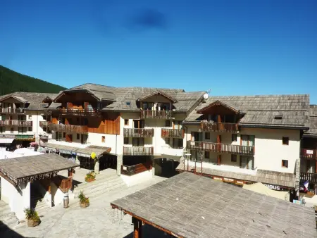 Appartement cosy 6 pers avec piscine, sauna et accès direct aux pistes - Les Orres 1800 : photo 14