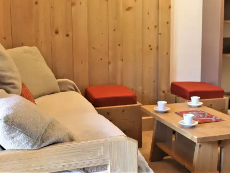 Appart 2 pièces Risoul 1850 : piscine, sauna, pied des pistes : photo 4