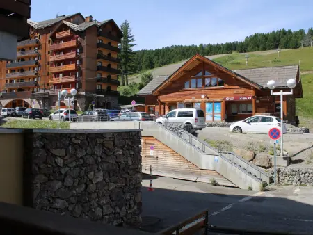 Appart 2 pièces Risoul 1850 : piscine, sauna, pied des pistes : photo 18