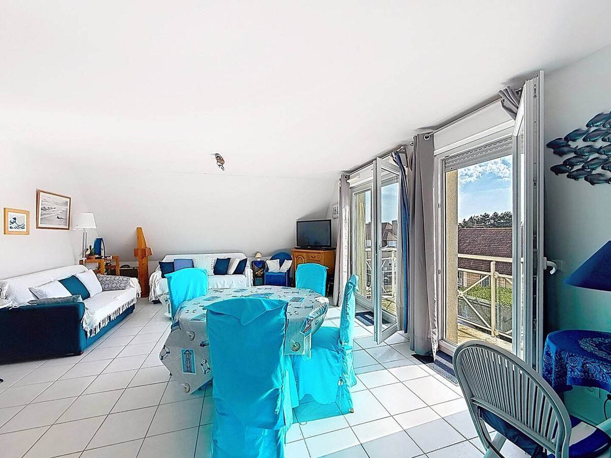 Appartement 2 pièces piscine chauffée et parking privé - Photo 2