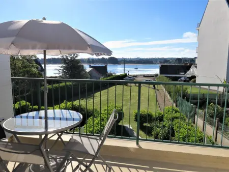 Appartement rénové vue mer, terrasse à 200m des plages : photo 4