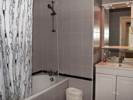 Appartement 50m plage Coz-Pors, Trégastel : photo 10