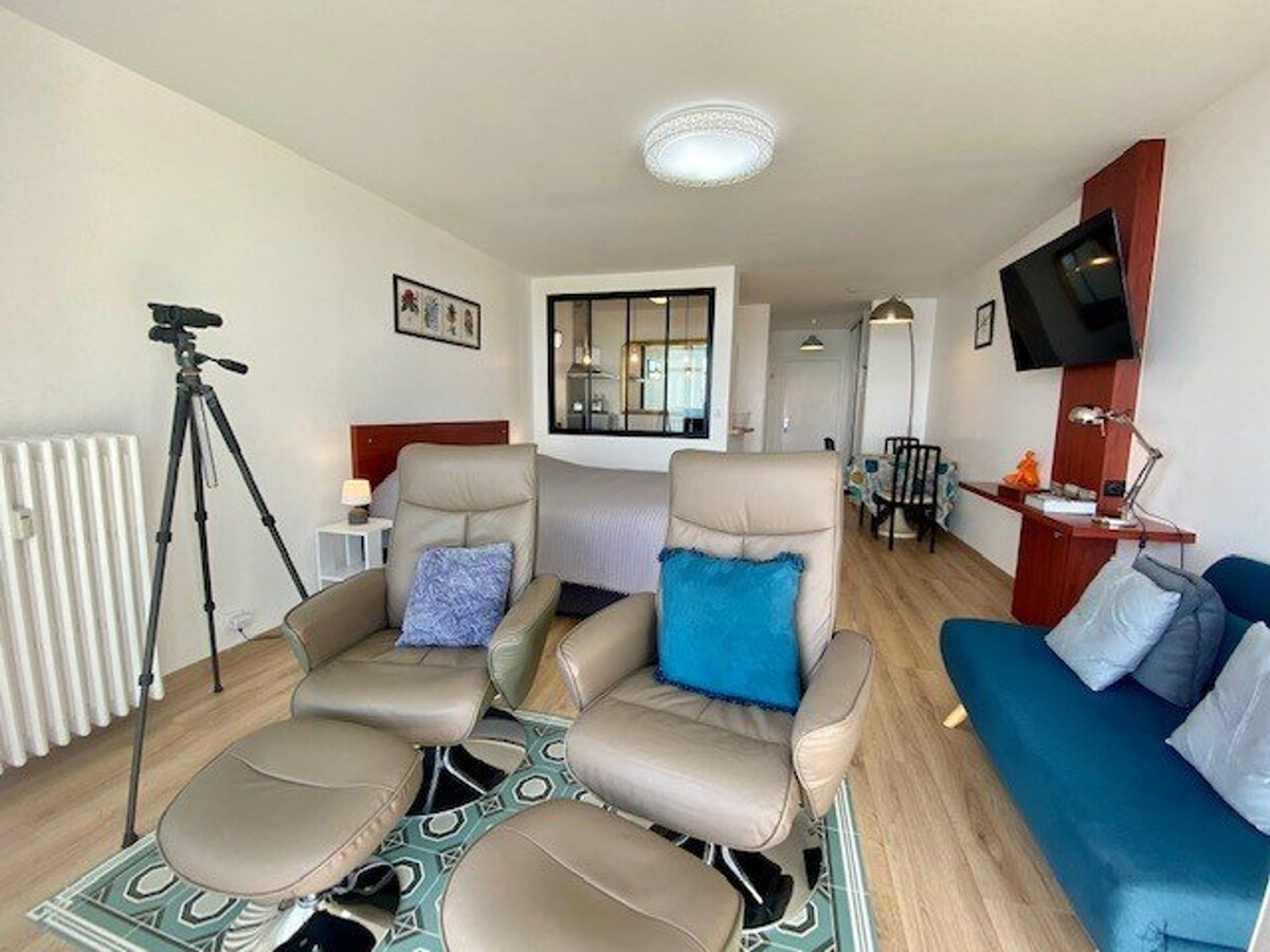 Studio rénové 35m² à Quiberon, loggia vue mer - Photo 5