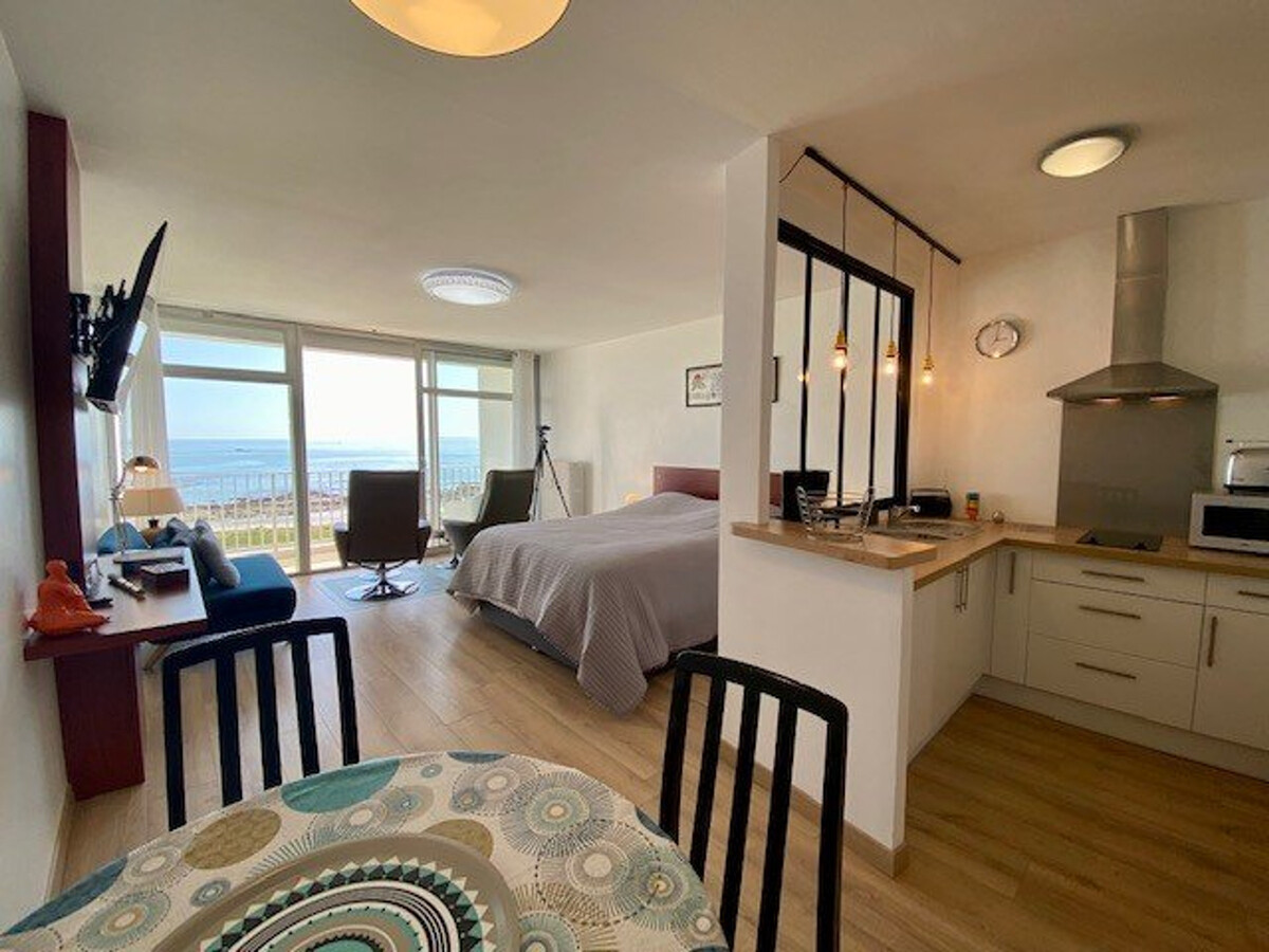 Studio rénové 35m² à Quiberon, loggia vue mer - Photo 9