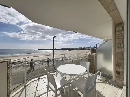 Location appartement à Quiberon, Quiberon - Studio rénové 28m² - Terrasse sud - Garage privé