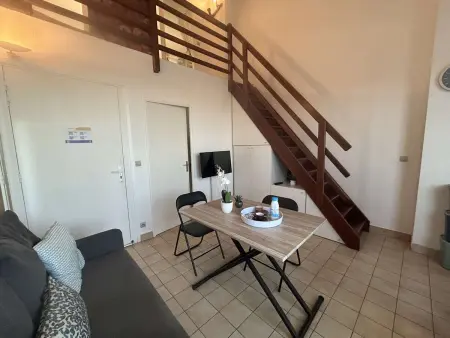 Appartement 4 pers mezzanine à Saint-Aygulf, vue mer : photo 8