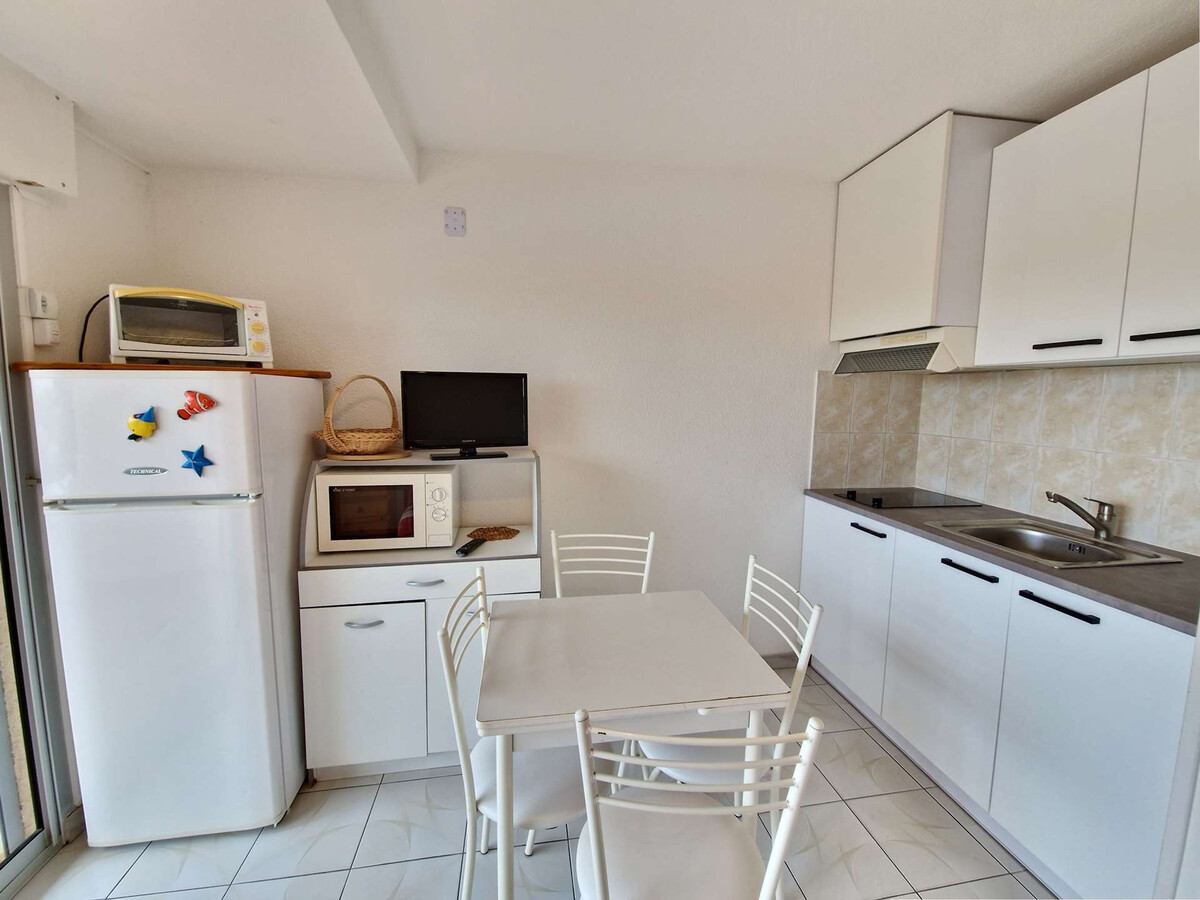 Studio cabine 4 pers avec terrasse à Marseillan-Plage - Photo 11