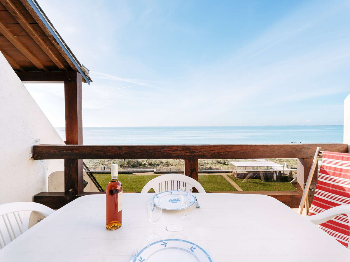Studio face Grande Plage Carnac, balcon sud & parking - Photo 9