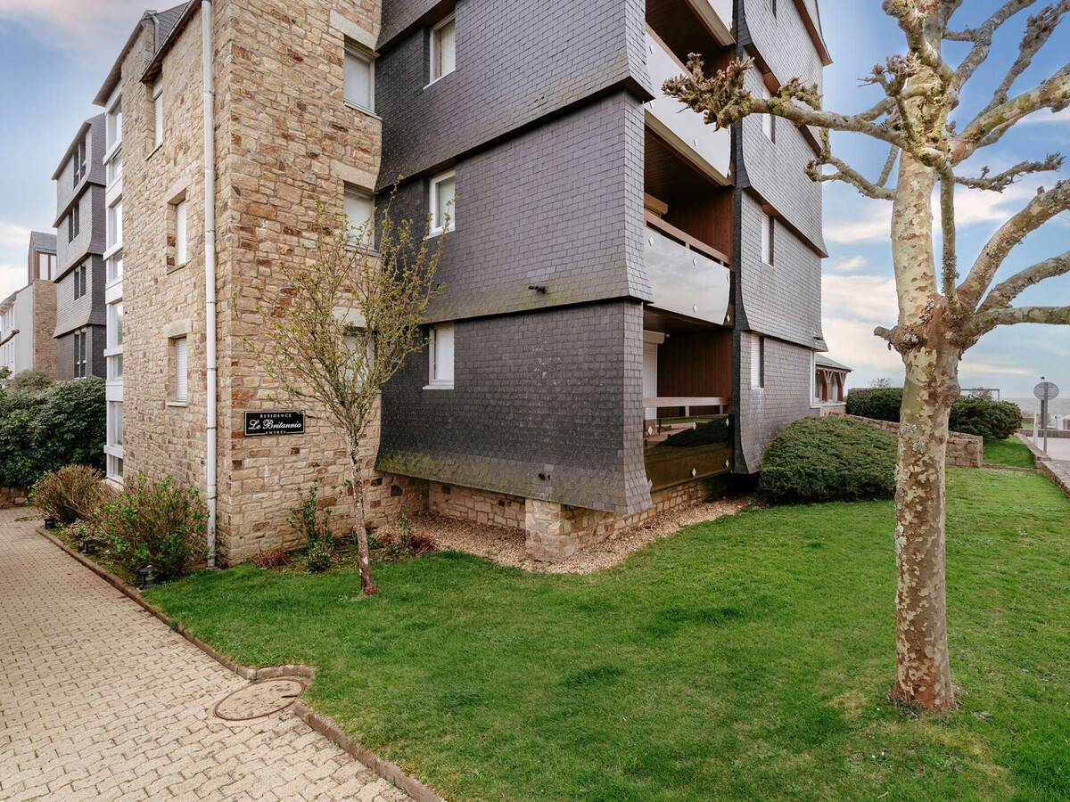 Studio face Grande Plage Carnac, balcon sud & parking - Photo 13