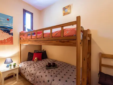 Appartement 2 chambres avec balcon et parking à Saint-Lary-Soulan : photo 10