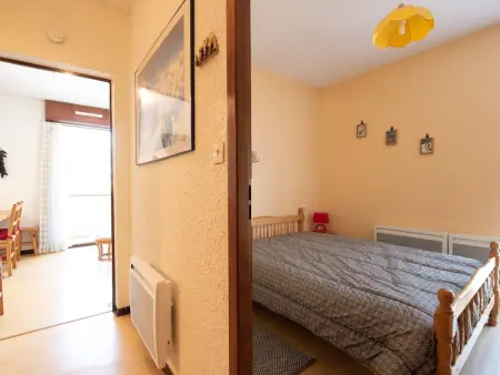 Appartement 2 chambres avec balcon et parking à Saint-Lary-Soulan : photo 11