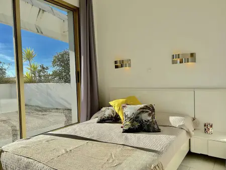 Appart 60m² vue panoramique Marina Baie des Anges, 8e étage : photo 5