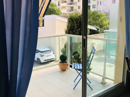 Location appartement à Arcachon, Appartement T2 à Arcachon à 400m de la plage avec balcon et parking privé