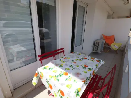 Location appartement à Le Grau du Roi, Appartement 2 pièces RDC avec terrasse, climatisation et parking proche plage et commerces