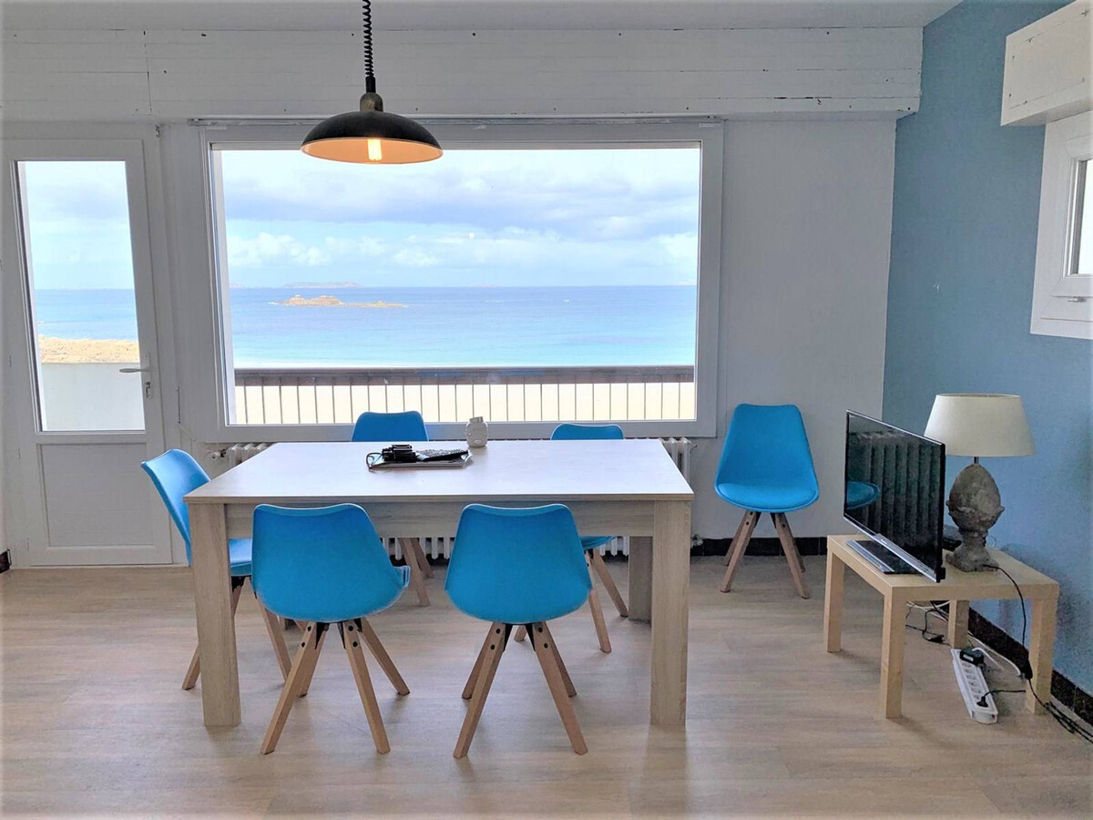 Appartement 2 chambres vue mer face plage à Perros-Guirec - Photo 1