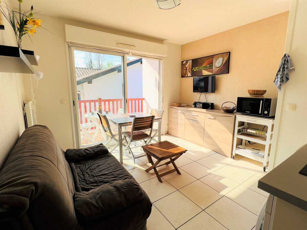 T1 bis Cambo-les-Bains avec terrasse et piscine - Photo 4
