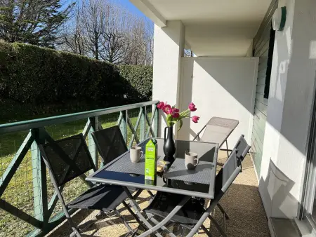 T2 Cambo-les-Bains : terrasse sud, wifi et parking : photo 14