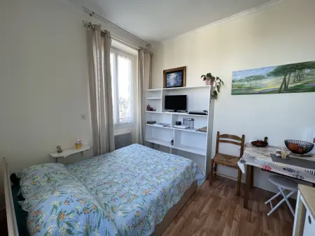 Studio lumineux Cambo-les-Bains, 1er étage, proche thermes : photo 6