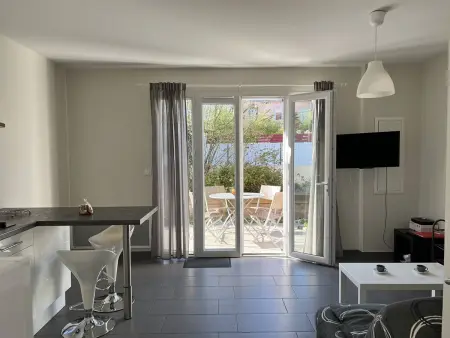 T1 bis avec terrasse à Cambo-les-Bains : photo 3