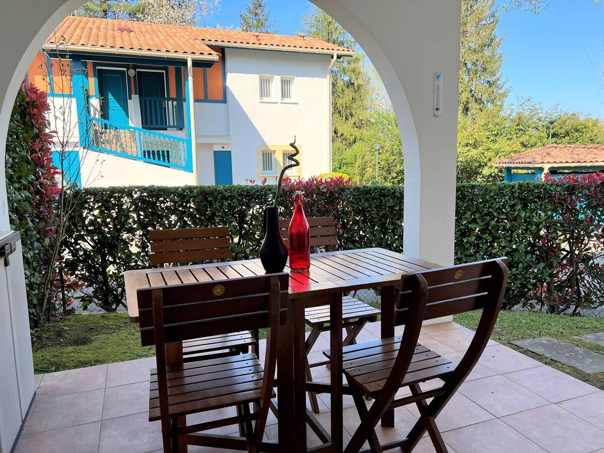 Appartement RDC Cambo-les-Bains, terrasse et piscine - Photo 12