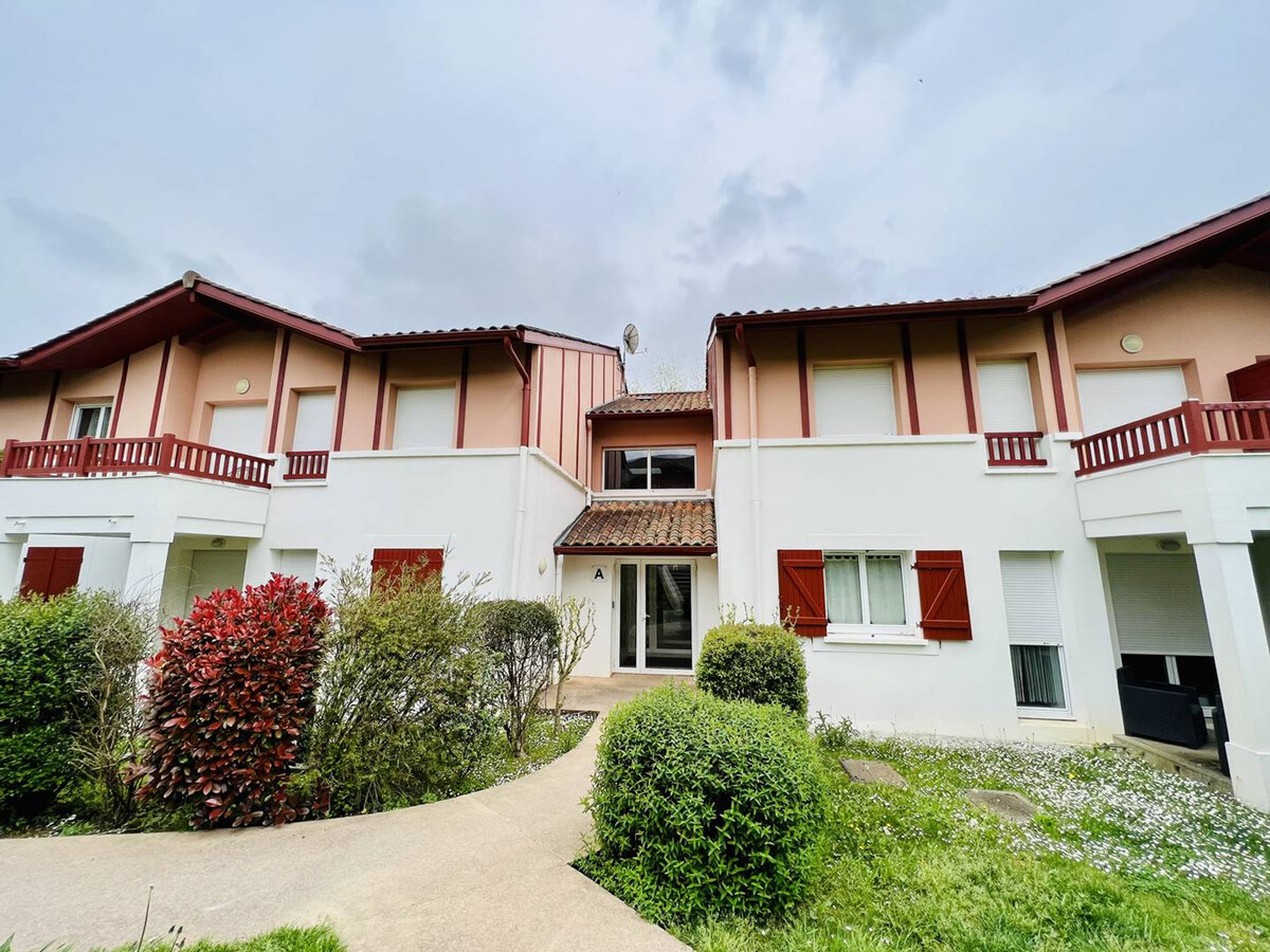 F2 avec piscine et parking à Cambo-les-Bains - Photo 14