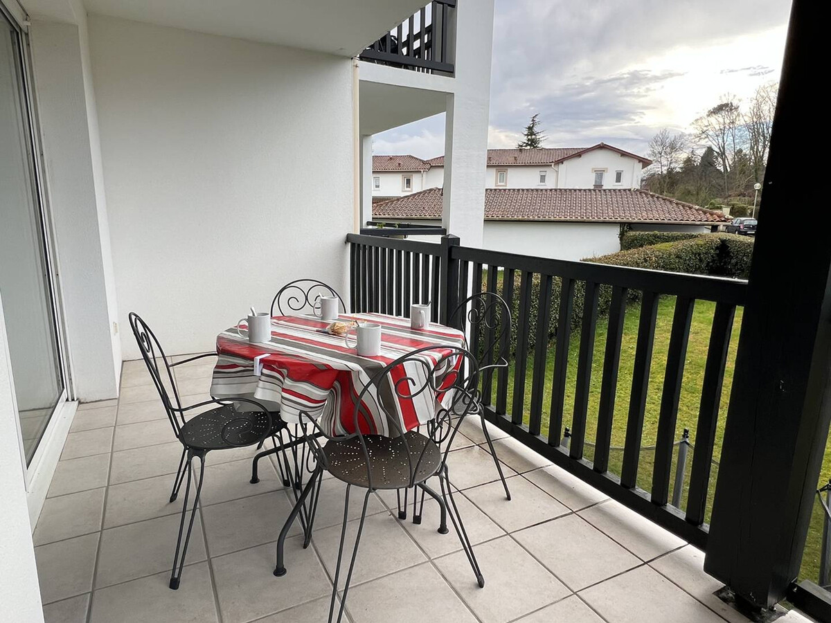 T2 lumineux avec terrasse à Cambo-les-Bains - Photo 12