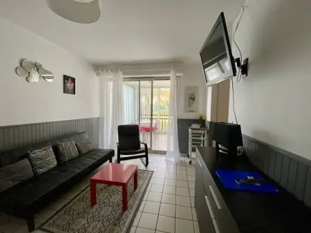 Studio 2 personnes avec véranda à Cambo-les-Bains : photo 5