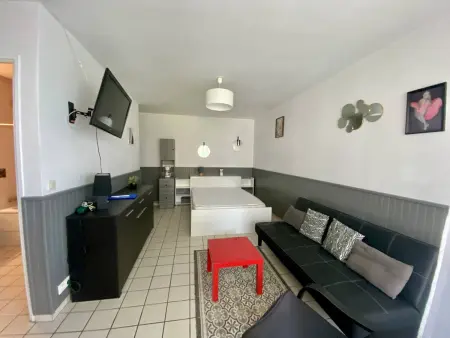 Studio 2 personnes avec véranda à Cambo-les-Bains : photo 7
