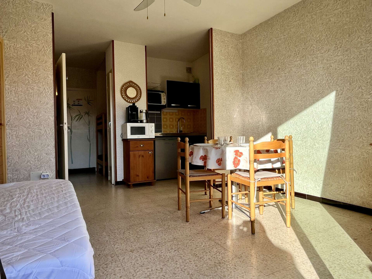 Studio cabine 4 pers. avec terrasse à Argelès-sur-Mer - Photo 4