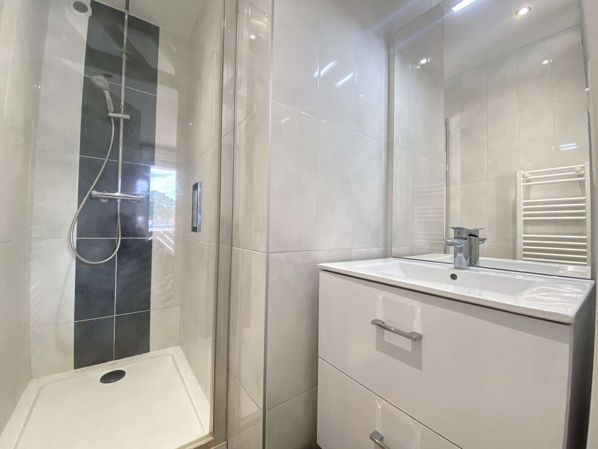 Studio moderne balcon sud, parking privé à La Baule - Photo 9