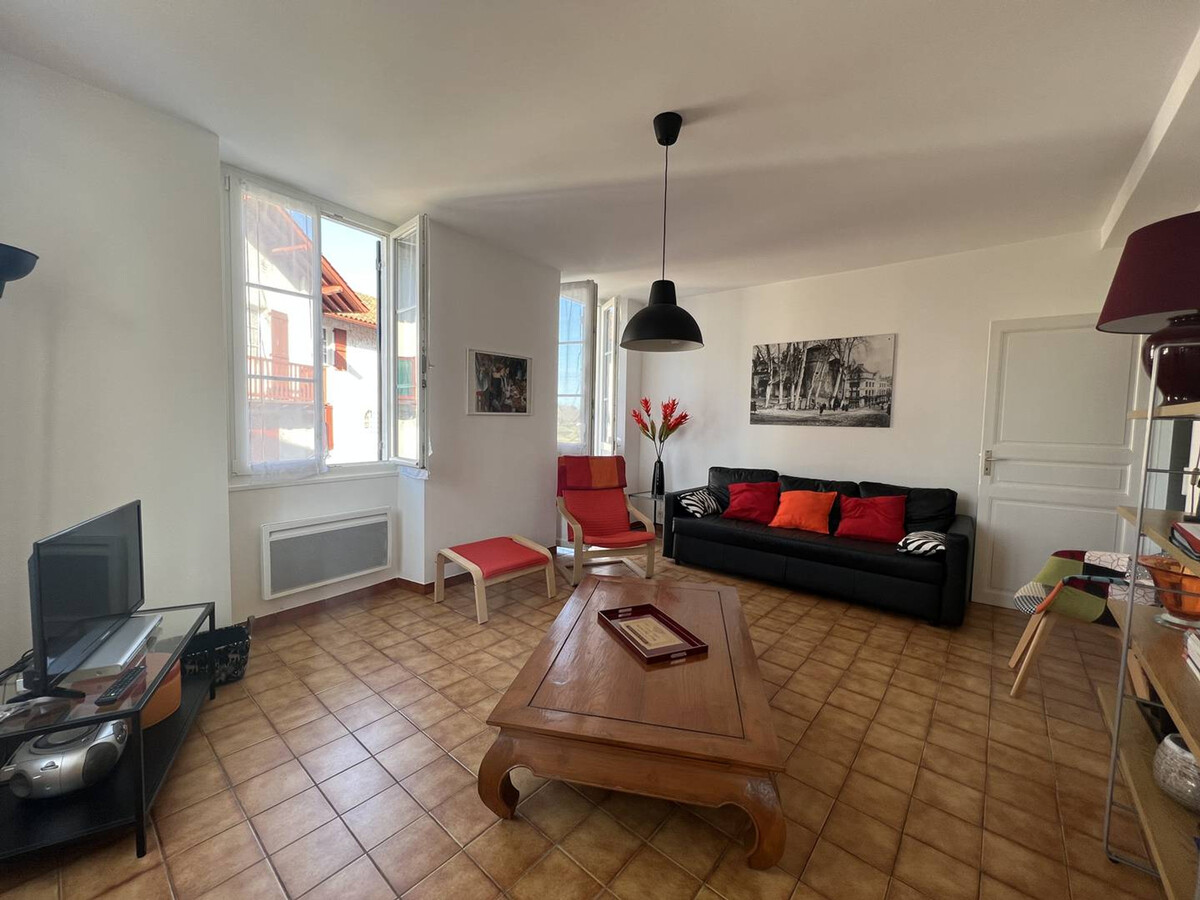 T2 centre-ville Cambo-les-Bains, animaux acceptés - Photo 2