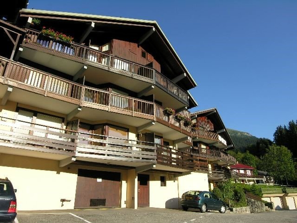 T2 40m² pour 7 pers. à Arêches, terrasse sud-ouest - Photo 4