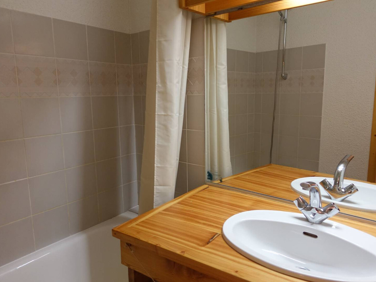 T2 40m² pour 7 pers. à Arêches, terrasse sud-ouest - Photo 6