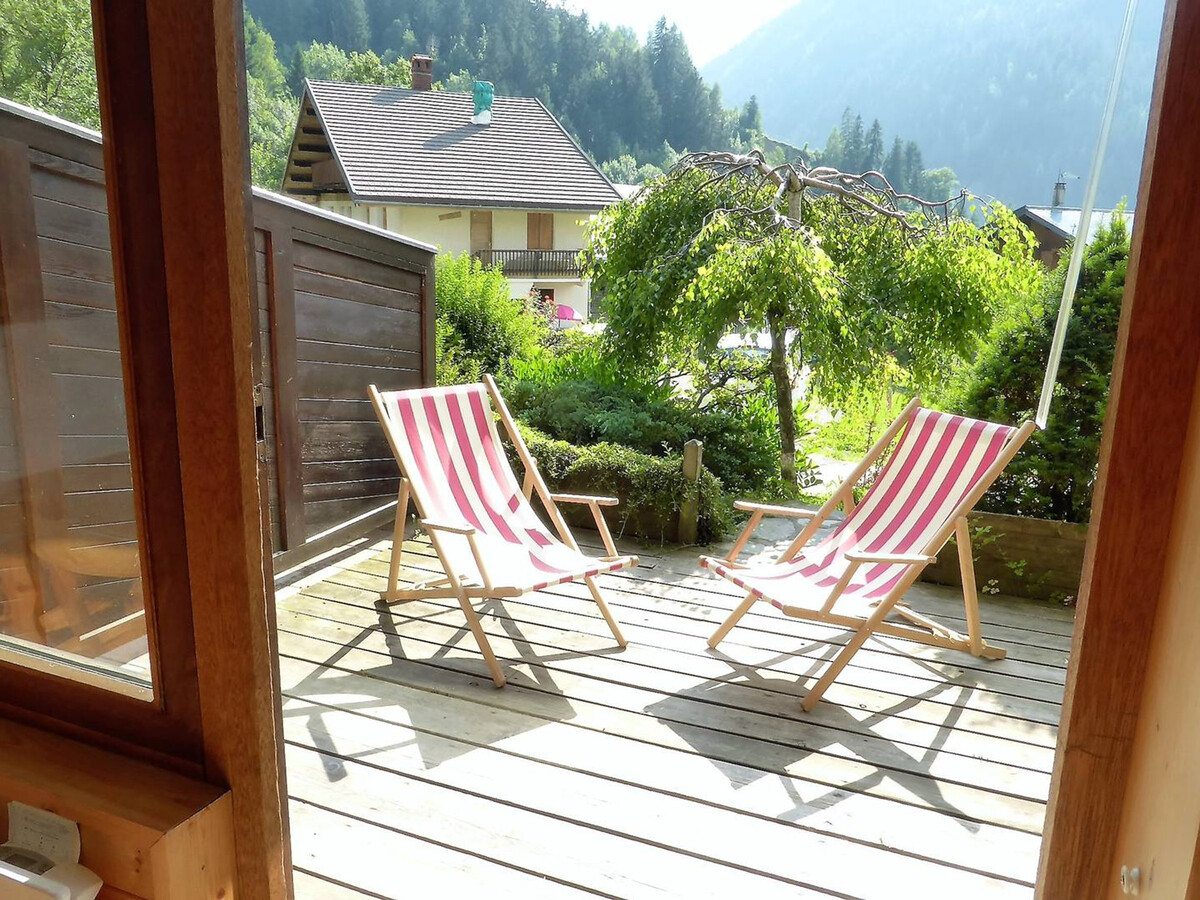 T2 40m² pour 7 pers. à Arêches, terrasse sud-ouest - Photo 7