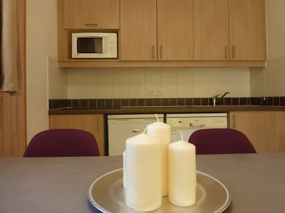 Appartement 4 pers. skis aux pieds, piscine, balcon vue vallée - Photo 6