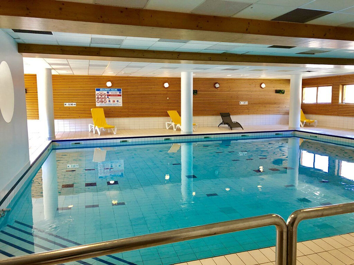 Appartement 4 pers. skis aux pieds, piscine, balcon vue vallée - Photo 13