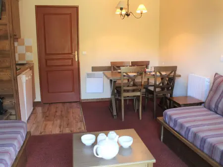 Location appartement à Vars, Charmant 2 Pièces avec Piscine, Parking et Animaux admis à Vars Les Claux