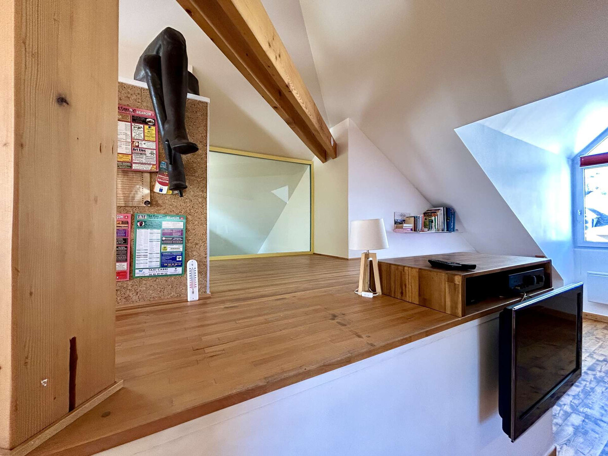 Duplex 70m² 8 pers à Briançon, parking & casier ski - Photo 10