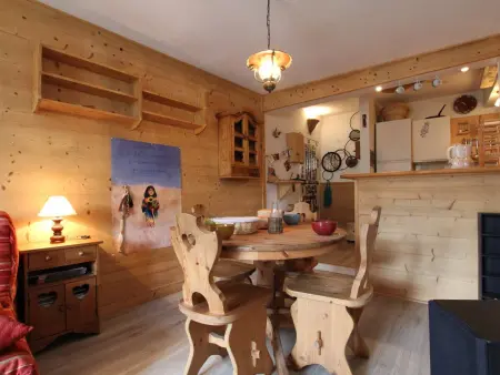 Grand studio 40m² balcon sud/ouest à Briançon : photo 5
