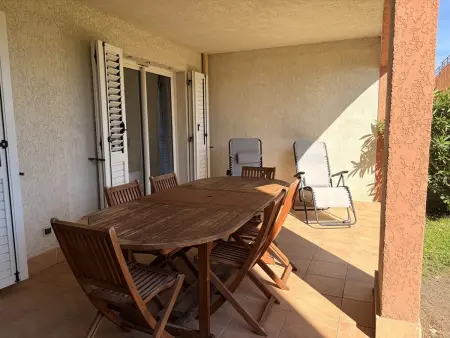 T3 climatisé avec piscine à 150m de la plage : photo 3