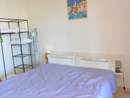 Appartement 3 pièces climatisé à 150 m de la plage : photo 9